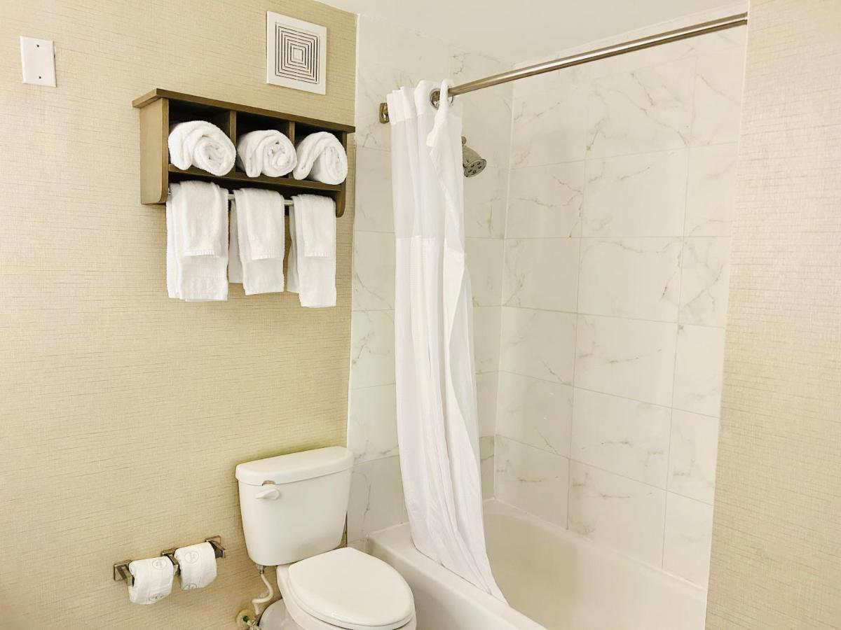 Surfbreak Virginia Beach Oceanfront, Ascend Hotel Collection Eksteriør bilde