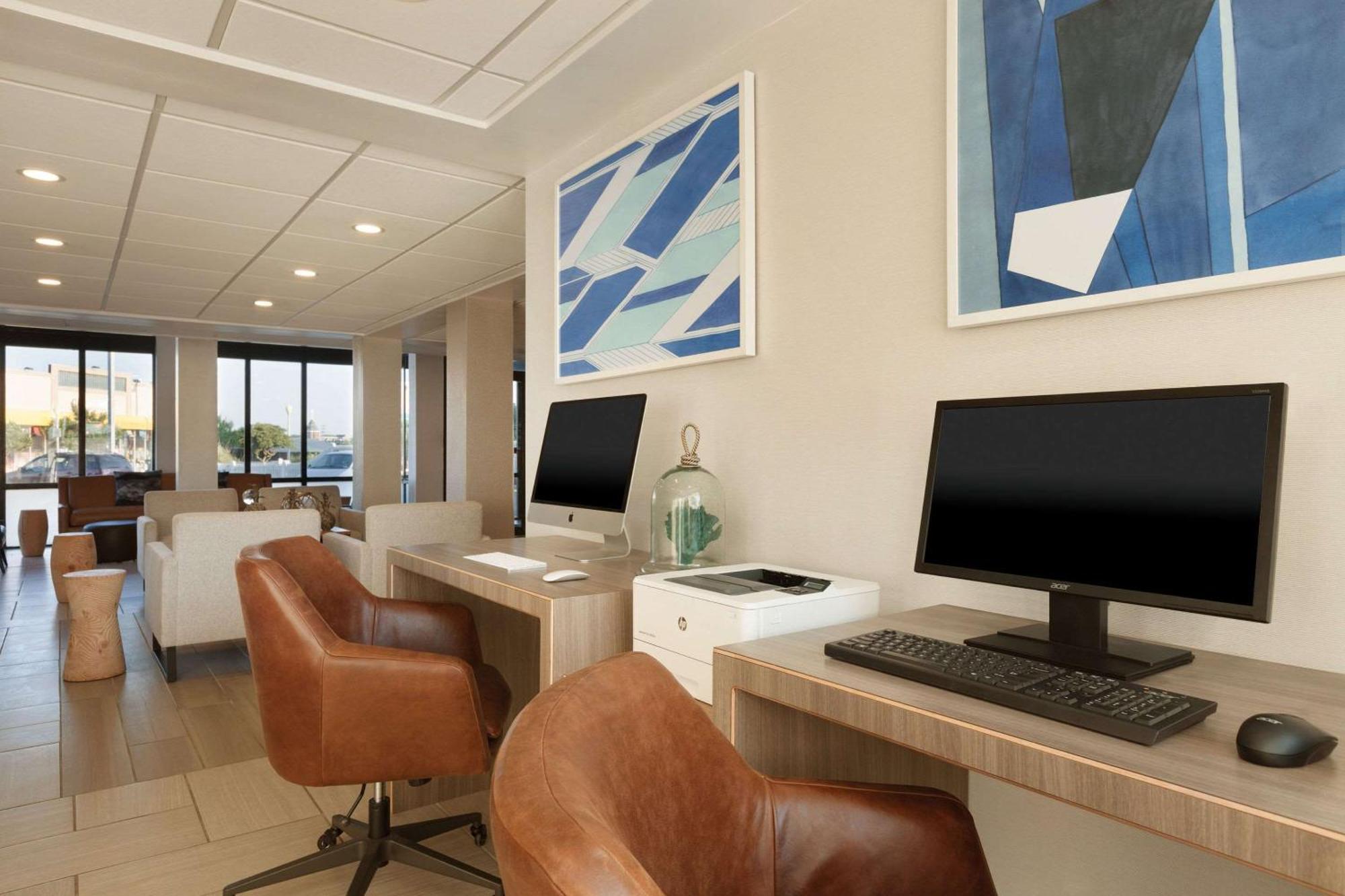 Surfbreak Virginia Beach Oceanfront, Ascend Hotel Collection Eksteriør bilde