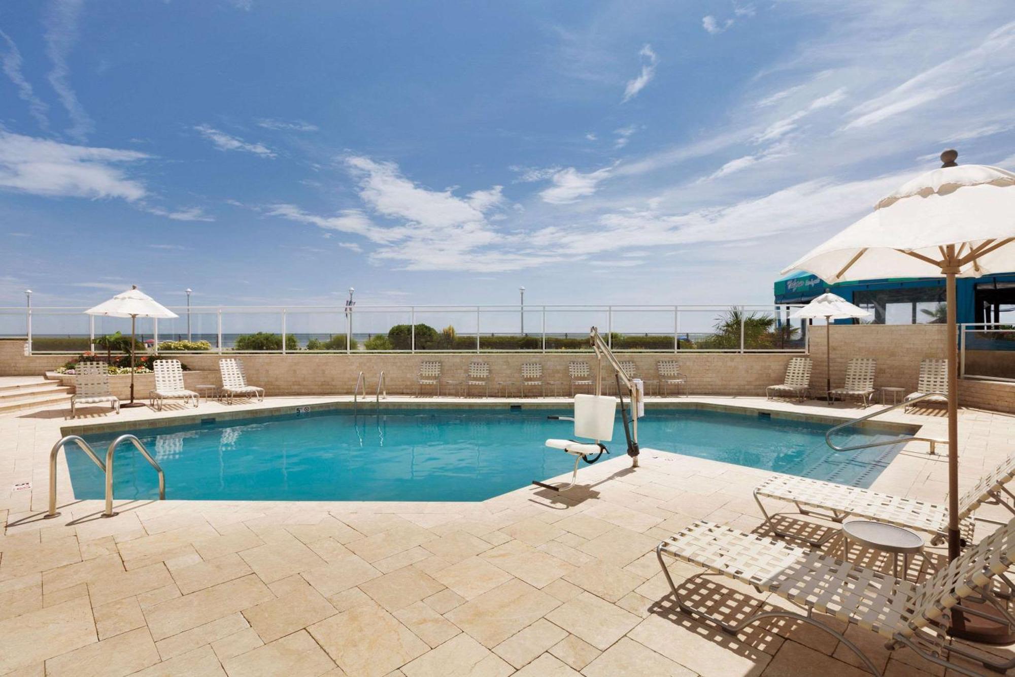 Surfbreak Virginia Beach Oceanfront, Ascend Hotel Collection Eksteriør bilde