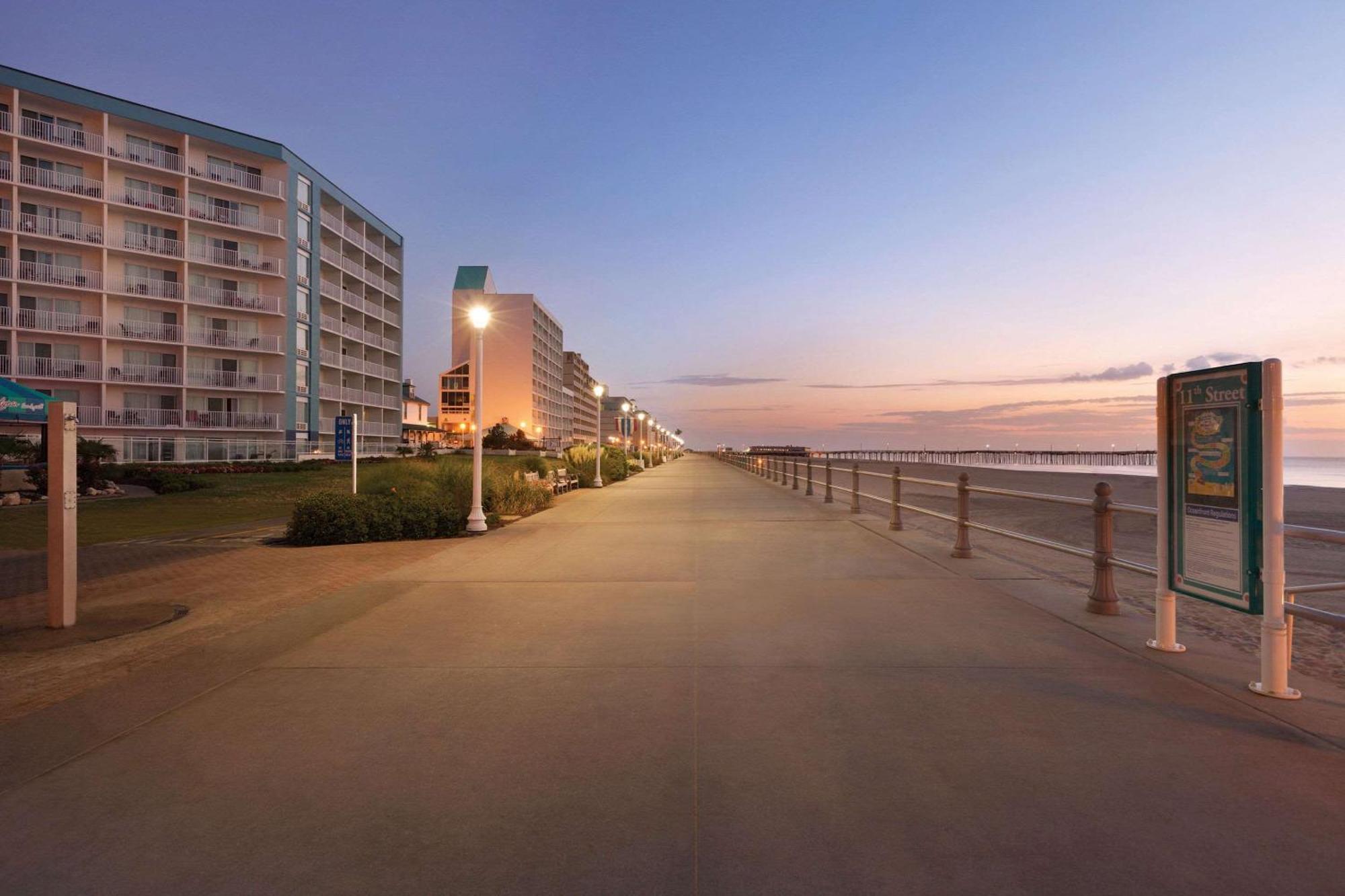 Surfbreak Virginia Beach Oceanfront, Ascend Hotel Collection Eksteriør bilde